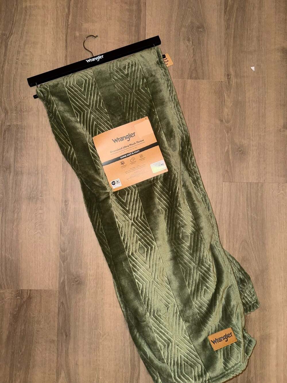Wrangler Oversized Ultra Plush Throw Olive Green Diamond Textured Blanket